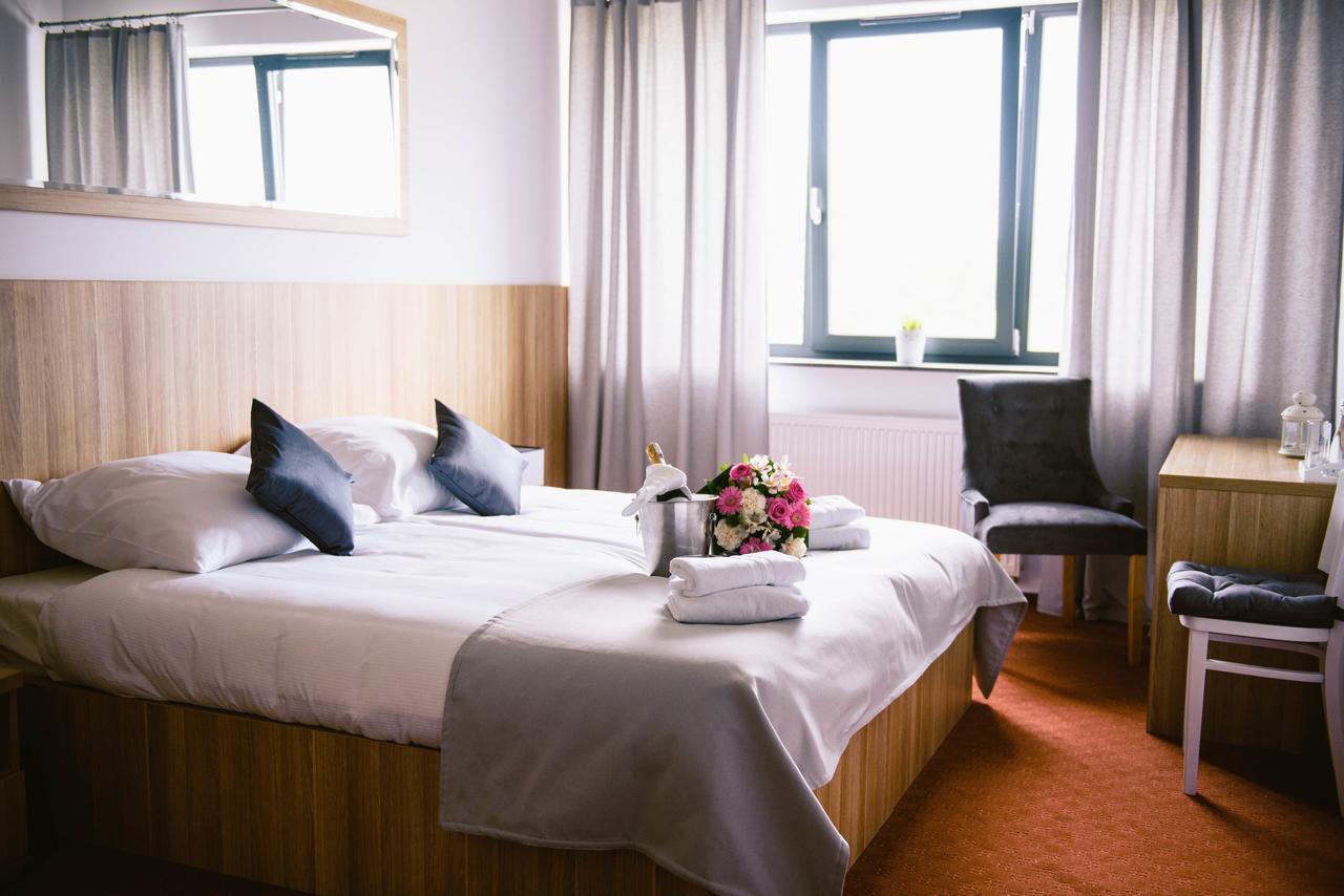 Hotel Turkovia توريك المظهر الخارجي الصورة